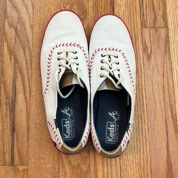 Keds Cream and Red Braves Baseball Stitch Sneakers size 10 - Picture 5 of 12